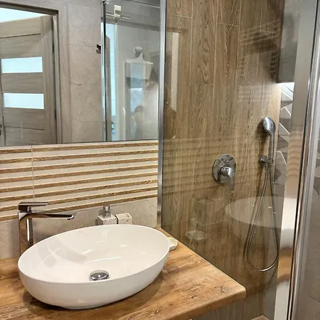 Cesarski Agnes Z Oddzielna Sypialnia, Parking Apartamento