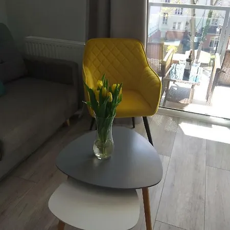 Cesarski Agnes Z Oddzielna Sypialnia, Parking Apartamento *