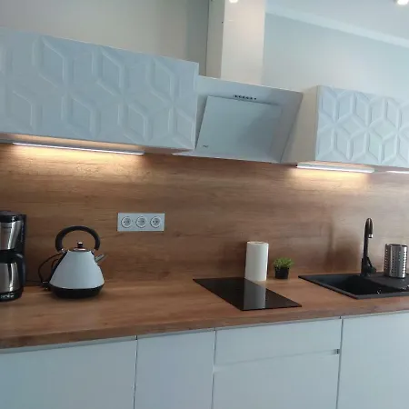 Cesarski Agnes Z Oddzielna Sypialnia, Parking Apartamento *