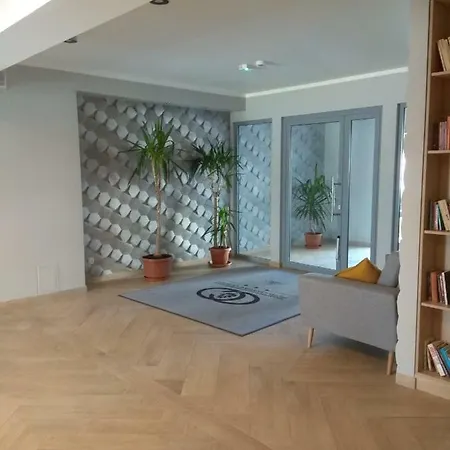 Cesarski Agnes Z Oddzielna Sypialnia, Parking Apartamento