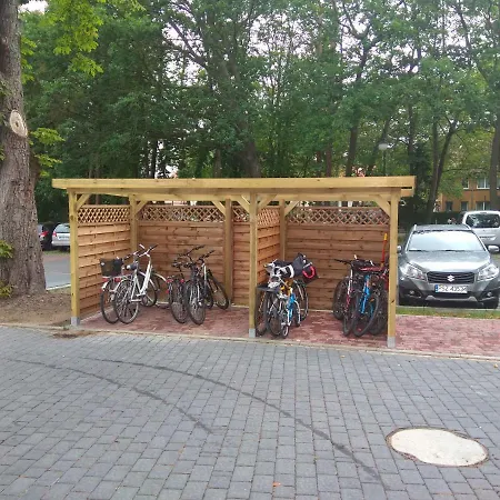 Cesarski Agnes- Bezplatny Parking- Cesarskie Ogrody דירה